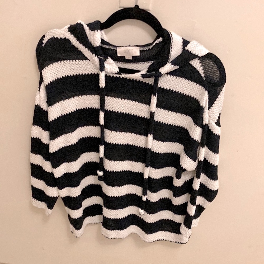 Loft mesh crochet 3/4 sleeve hoodie - Picture 3 of 14